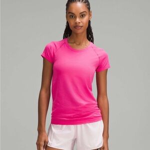 Lululemon Swiftly size 4, sonic pink